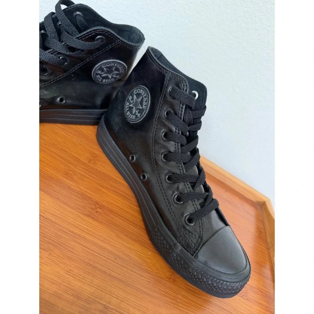 Converse Chuck Taylor All Star High Top Triple Black Coated Textile Youth Sz 3